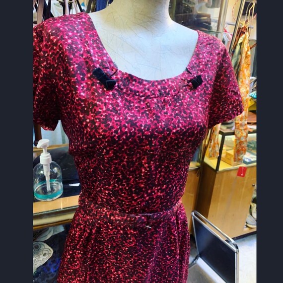 Ever so lovely Heart Shades wiggle dress of the 19