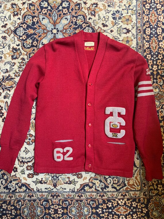 1962 collegiate wool sweater in burgundy!