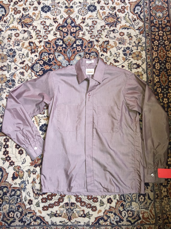 Lovely gray / lavender iridescent button-up shirt… - image 2