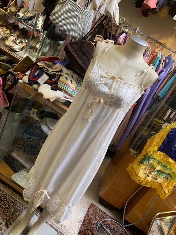 Breezy cotton 1920s slip size small/medium