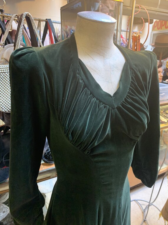 Gorgeous evergreen cotton velvet 1940s full length