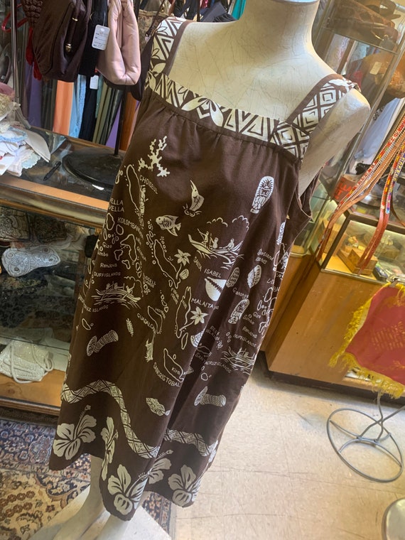 Fun 1960s home-made hawaiian print dress! Size lar