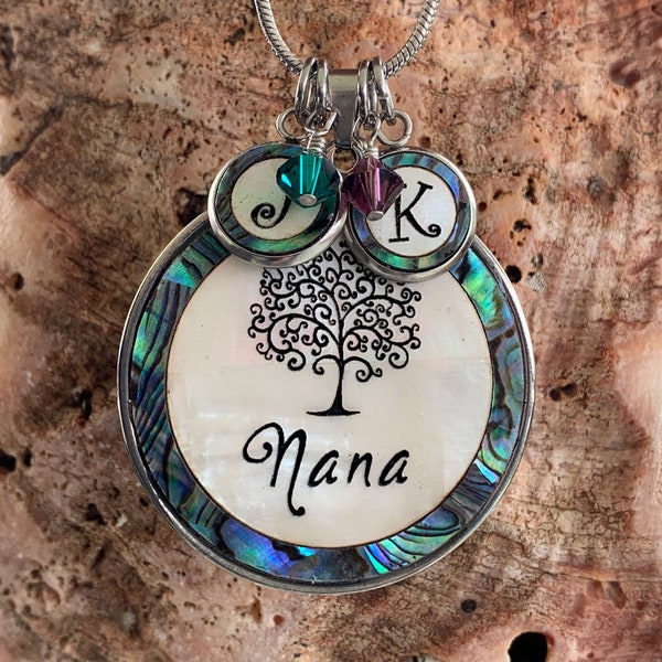 Nana Necklace, Customizable Gift for Nana, Gift for Grandma, Mother's Day gift, Personalized Grandma Necklace. Grandma Necklace