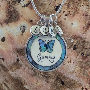 Gammy Necklace, Mother of pearl & Abalone Shell