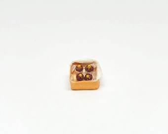 Quarter Scale 1:48 Miniatures Box of Cupcakes Artisan Modern Bakery