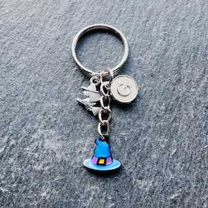 Witches Hat Gift / Halloween Witch Keyring / Spooky Keyring / Witches Hat Keyring