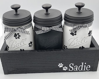 Tarros de cristal personalizados para golosinas de mascotas con jardinera de madera