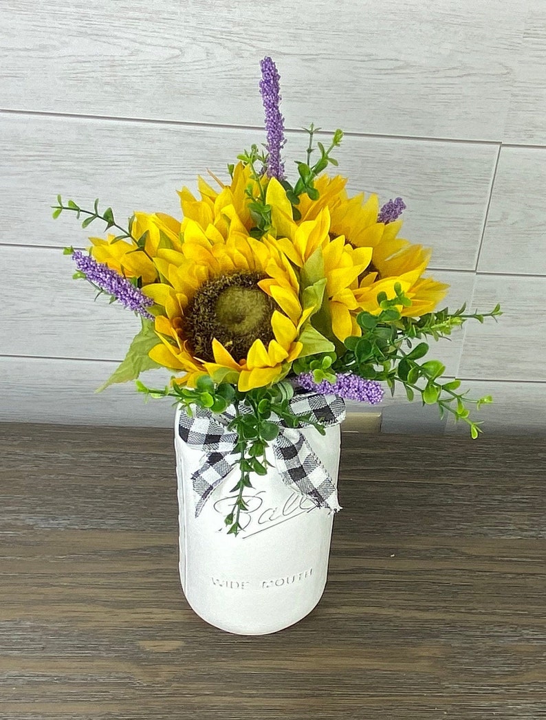 Large Half Gallon Painted Mason Jar, Sunflower Decor, Painted Mason Jar Decor, Rustic Farmhouse Decor, Sunflower Home Decor image 5