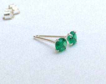 Emerald earrings, emerald studs, 925 Sterling silver emerald earrings, emerald silver studs, dainty earrings, emerald jewellery