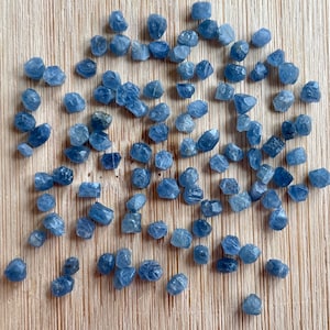 Raw sapphire 100 pcs, natural rough sapphire crystals, small sapphire pieces, September birthstone, natural raw crystals, small sapphire image 3