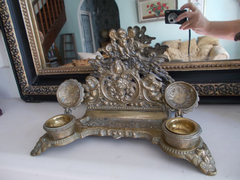 Vintage Italian Rococo Brass Cherub Inkwell Letter Holder image 5
