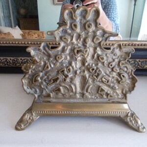 Vintage Italian Rococo Brass Cherub Inkwell Letter Holder image 6