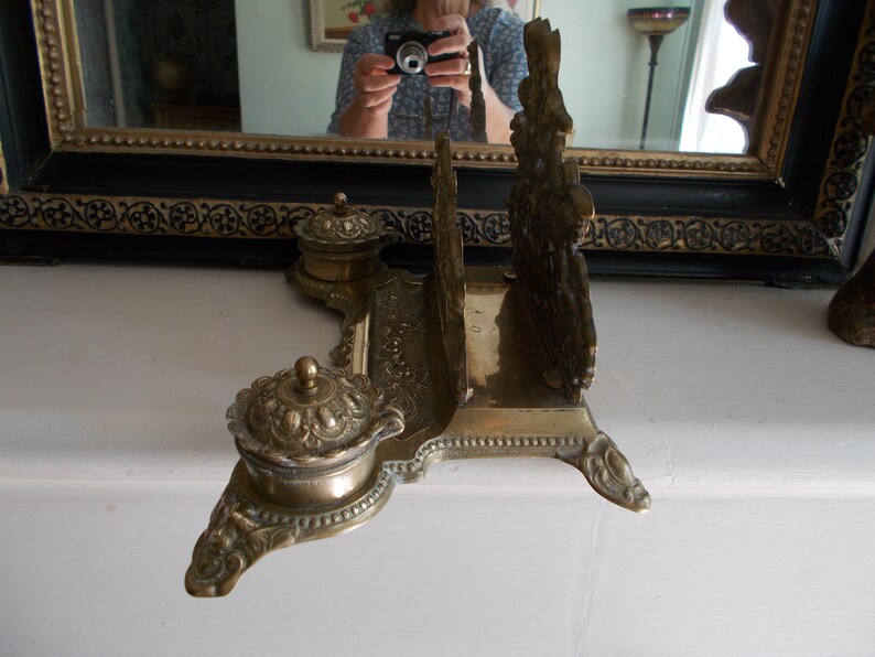 Vintage Italian Rococo Brass Cherub Inkwell Letter Holder image 8