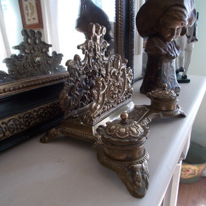 Vintage Italian Rococo Brass Cherub Inkwell Letter Holder image 4