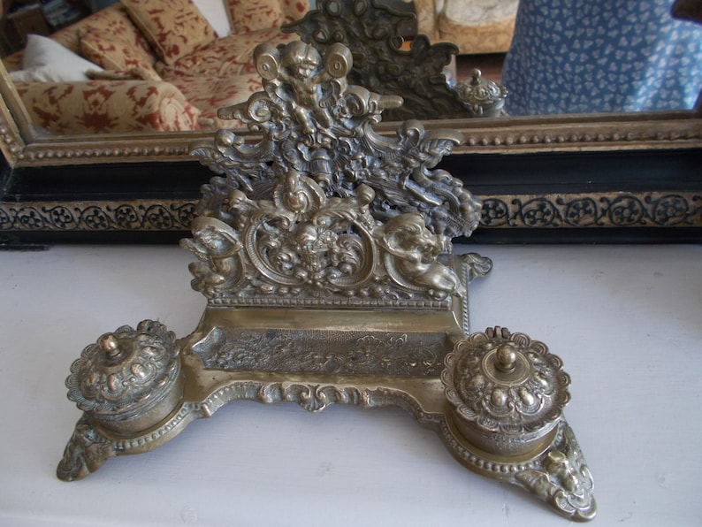 Vintage Italian Rococo Brass Cherub Inkwell Letter Holder image 2