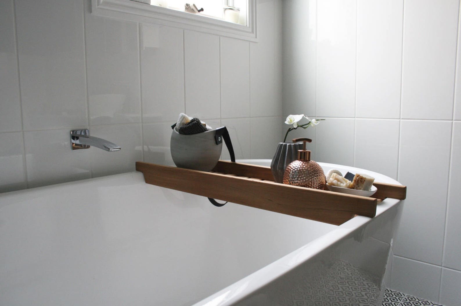 THE ASCOT Bath CADDY Timber Storage Shelf, Tidy, for Free Standing