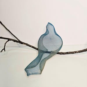 Metal Bird Sculpture, Bird Sculpture Art, Wire Bird Sculpture, Green Sculpture, Wire Animal Sculpture,Nature Sculpture,Metal Animal Wall Art