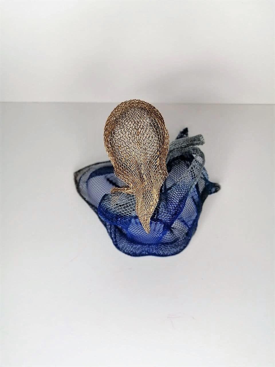 3D Metal-wire-mesh Sculpture of a Woman in Blue & Gold - Etsy