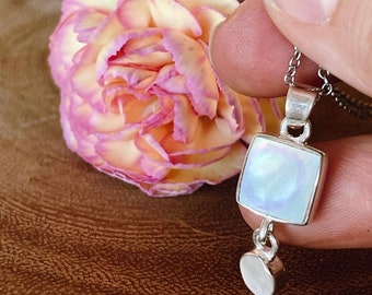 Vintage Mother of Pearl Silver Pendant and Chain Necklace