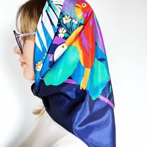 Vintage Tropical Tucan Parrot Scarf Wrap