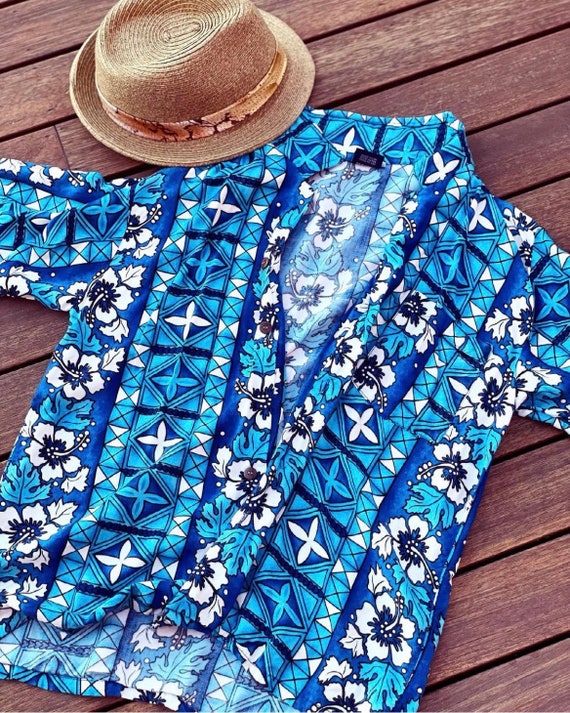 Vintage Button Down Hawaiian Shirt for Him or Her - image 2
