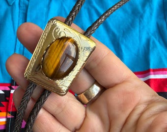 Vintage Tiger’s Eye Bolo Tie Western Cowboy Necktie Gold Tone Slide Braided Leather Cord Retro Men’s Accessories
