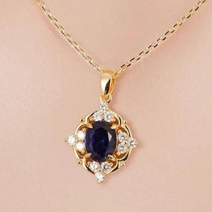 Stoned Fila Disk Pendant - Tanzanite Stoned Fila Disk Pendant - Tanzanite