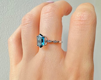 Iza London Blue Topaz Ring Engagement Ring Promise Ring CZ Anniversary Birthday Gift For Her Vintage 925 USA Sterling Silver Rings For Women