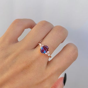 Fig 14K Gold Alexandrite Ring Engagement Rings For Women Vintage Crystal Diamond Alexandrite Gemstone Birthday Gift For Her June birthstone