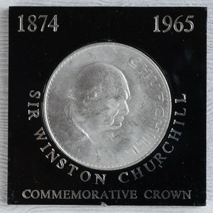1965 Great Britain Sir Winston Churchill Commemorative Memorial Crown Coin in Square Acrylic Holder