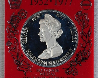 1977 Queen Elizabeth II Silver Jubilee Crown: Uncirculated English