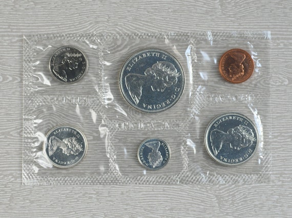 カナダ WHITMAN コインセット 銀貨4枚含む6枚 1965～1966年 - メルカリ