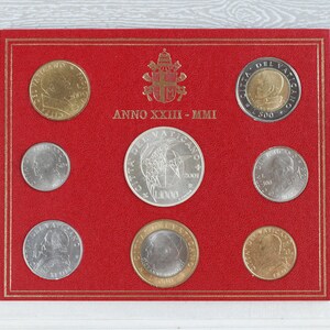 2001 Vatican City Uncirculated 8 Coin Mint Set (Pope John Paul 2nd ANNO XXIII - MMI) with 10, 20, 50, 100, 200, 500 and two 1000 Lire Coins