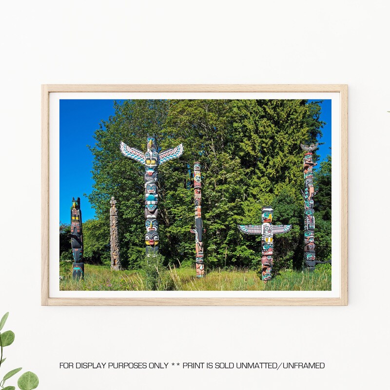 british-columbia-totem-pole-etsy