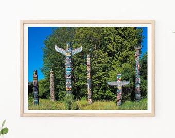 Fotografía de Vancouver - Tótems de Stanley Park, Vancouver, Columbia Británica, Impresión de Vancouver, Fotografía canadiense, Nativos americanos