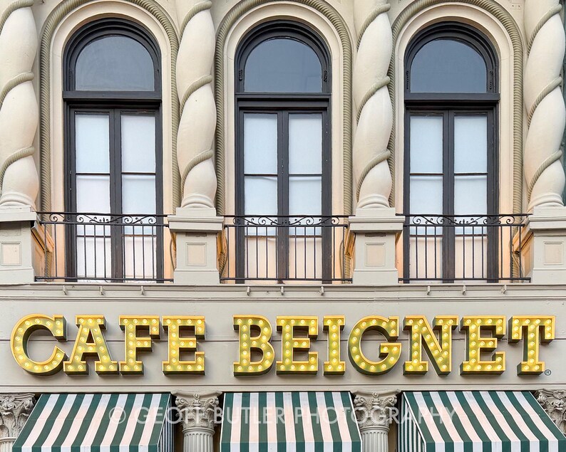 Cafe Beignet - New Orleans Photography, Beignets and Coffee, Cafe Du ...