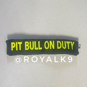 Pitbull on duty leash wrap