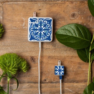 Multipack Charger Decals for iPhone, iPad & Apple Laptop Chargers - Moroccan Design - Beautiful gift for design lovers