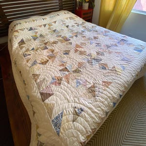 Queen Size Scrappy Low Volume Lemoyne Star Negative Space Quilt