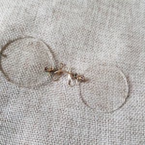19th Century antique French gold wire glasses  pince nez rimless spectacles with case