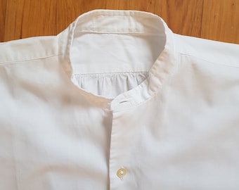 chemise de nuit blanche vintage à smocks M 40,8 cm