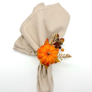 Thanksgiving Pumpkin Napkin Rings, Fall Farmhouse Table Decor (Set of 4 or 6)