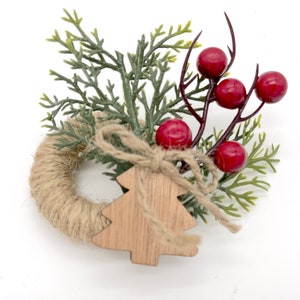 Burlap Rustic Christmas Napkin Rings with Pinecone & Wooden Christmas Tree with Burlap covered napkin ring base