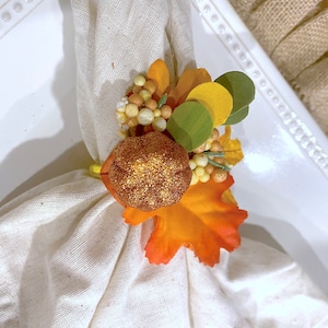 Yellow, Green and Orange Leaves , Glitter Pumpkin Thanksgiving Napkin Rings, Fall Leaves Decor