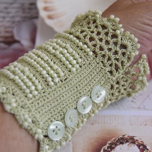 Green Cuff Bracelet,Valentine's Day gift, Crochet Bracelet, Beaded Crochet Cuff, Cuff Bracelet, Boho Cuff Bracelet, Crochet Jewelry image 6