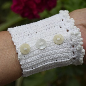 White Crochet Cuff, Beaded Cuff Bracelet, Crochet Jewelry, Crochet cuff, Rustic Wedding Jewelry image 2