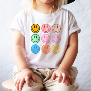 Smiley Face Toddler Shirt | Retro Boho Girls Boys Shirt | Modern Kids Unisex Tee | Aesthetic 60s 70s Youth TShirt