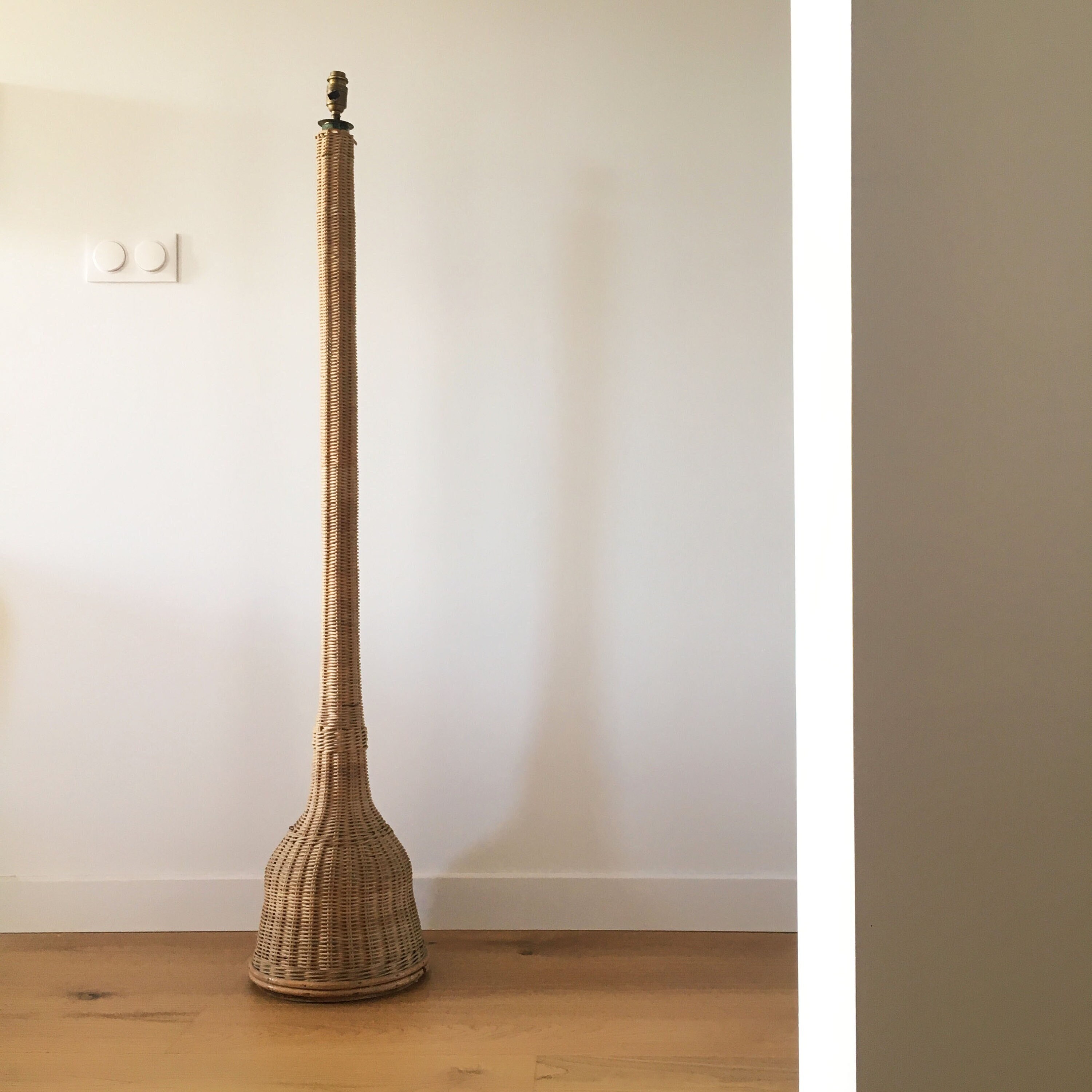 Grand Lampadaire en Osier Rotin 1950 Vintage