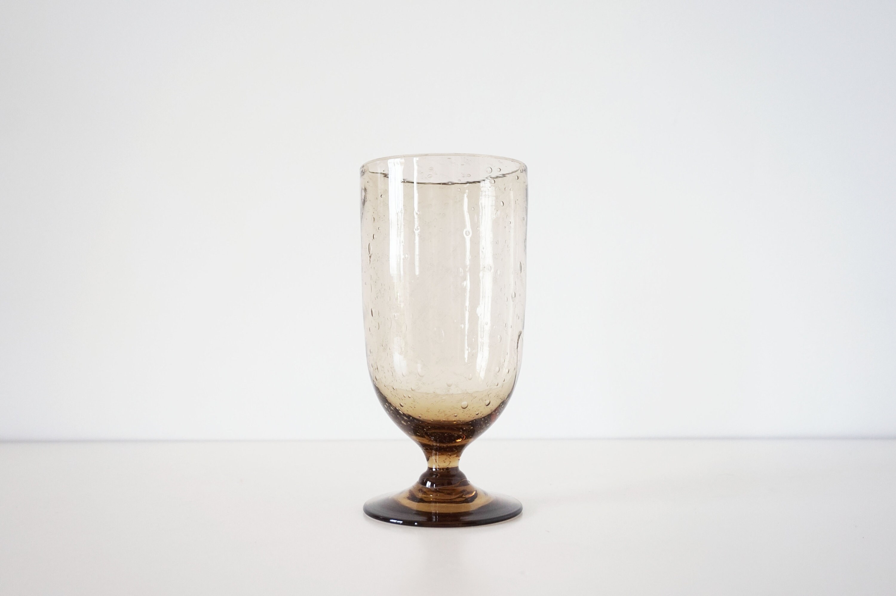 Verre à Pied en Verre Bullé Soufflé Vintage