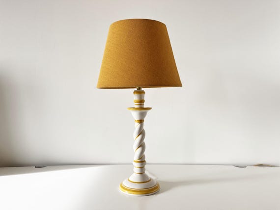White and yellow twisted ceramic lamp - vintage 1970